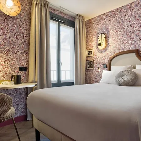 Hôtel Joséphine by Happyculture Parigi Esterno foto